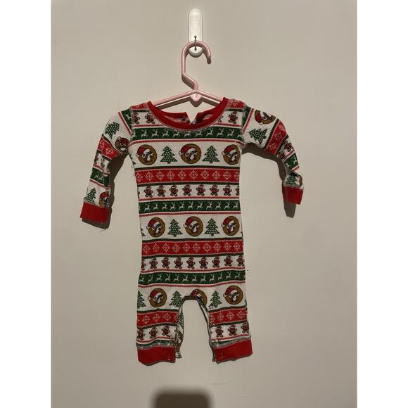 Bucees Christmas Bodysuit Pajama Size 3 Months Beaver Christmas Buc-ees - Picture 1 of 5